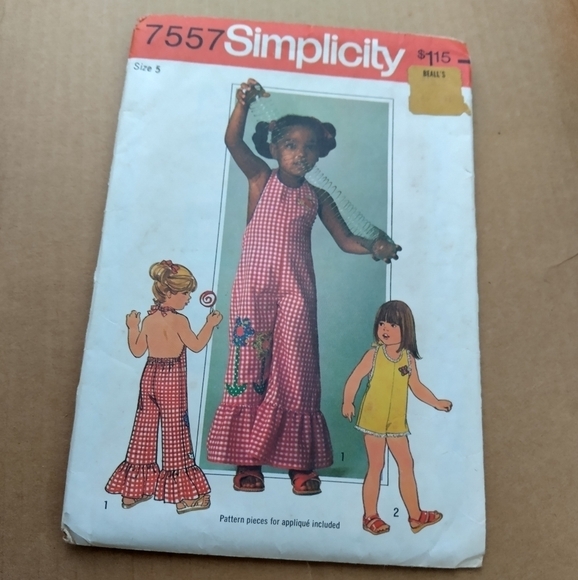 Vintage Simplicity Sewing Pattern 7557 Halter Jumpsuit Size 5 1970s 70s - Picture 1 of 2